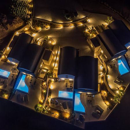 Halo Santorini - Living Experience Villa คาร์เทราดอส ภายนอก รูปภาพ